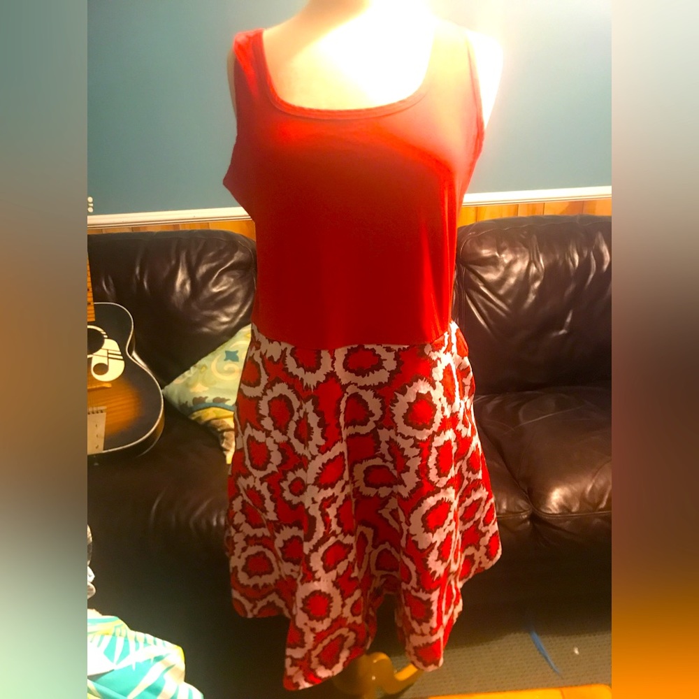 NWOT Vetior midi dress